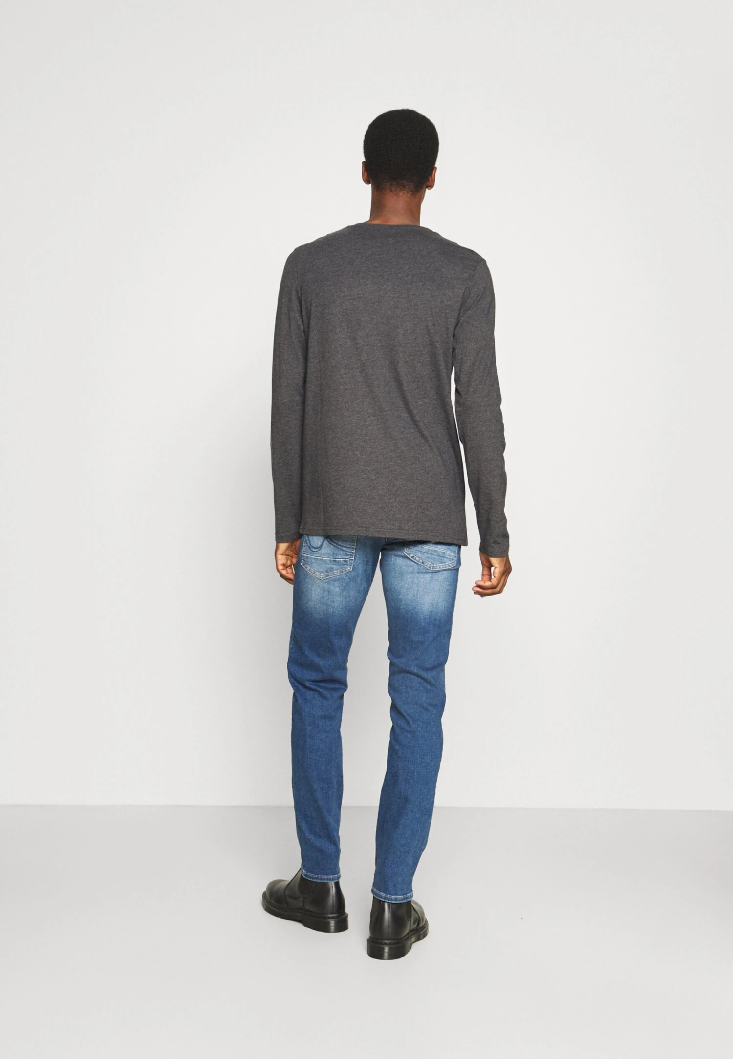 Pier One 2 Pack - Long Sleeved Top - Dark Grey/Black 3 Pier One 2 Pack - Long Sleeved Top - Dark Grey/Black - Image 3