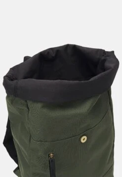 Pier One Unisex - Rucksack - Green 7 Pier One Unisex - Rucksack - Green -Pier One Sales Store aa8b8bbe655a46ce94fef1eadba88c7b