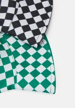 Pier One Hat - Black/Green -Pier One Sales Store ac2b9678e72746549d7c7fc8f5619003