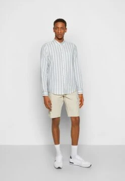 Pier One Shirt -Light Blue/White 9 Pier One Shirt -Light Blue/White -Pier One Sales Store ad68b78fedd4448d93eac64ae75b956d