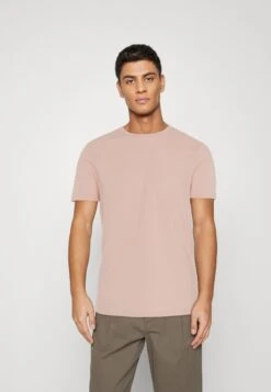 Pier One 7 Pack - Basic T-Shirt - Red/Silver/Royal Blue 20 Pier One 7 Pack - Basic T-Shirt - Red/Silver/Royal Blue -Pier One Sales Store af65b59508ff47fda4b274cde1525307