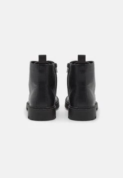 Pier One Unisex - Ankle Boots - Black 8 Pier One Unisex - Ankle Boots - Black -Pier One Sales Store b4bba21c5c5045809f9f89fdc8738ce6