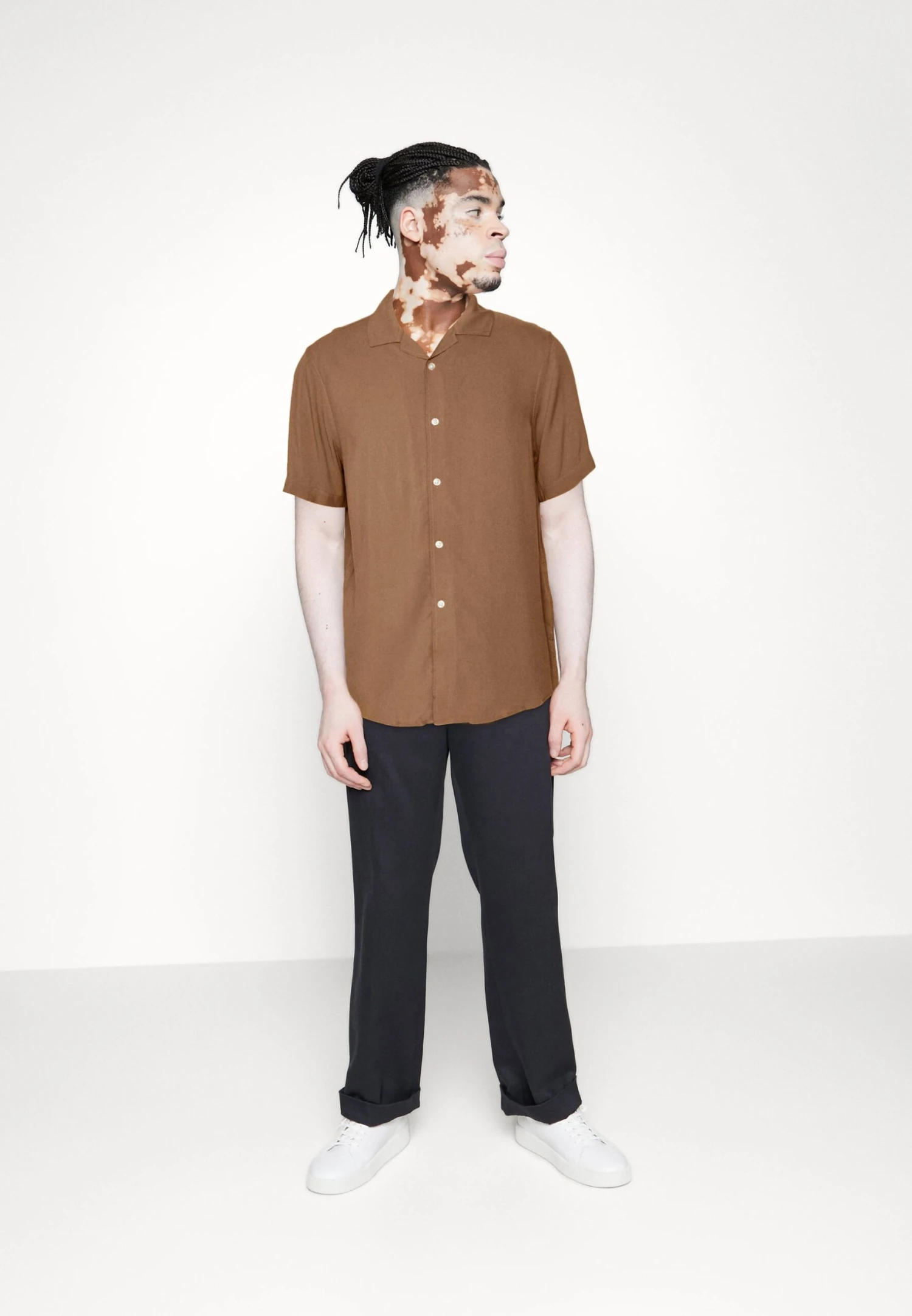 Pier One 3 Pack - Shirt - Beige/Black/White 1 Pier One 3 Pack - Shirt - Beige/Black/White