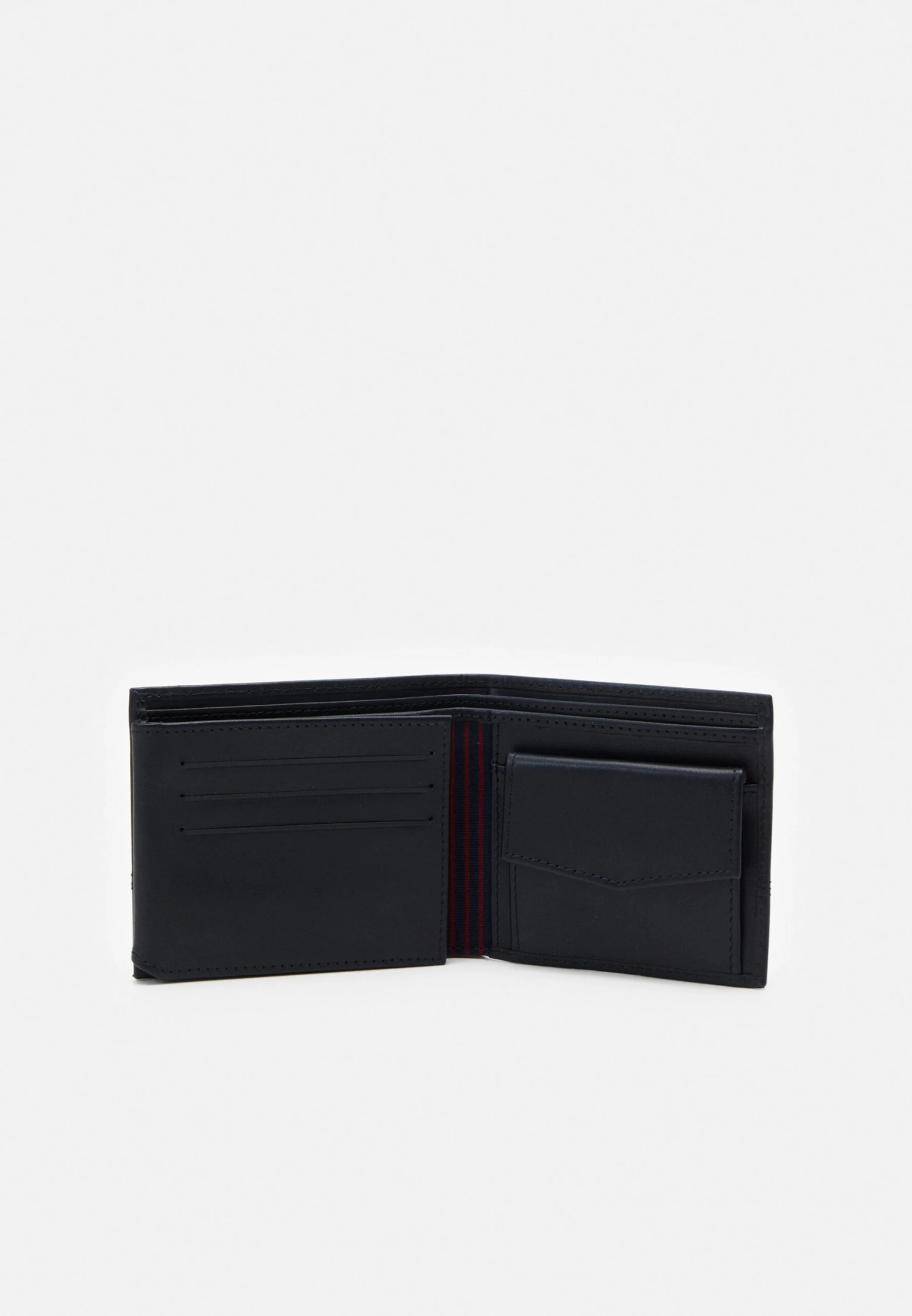 Pier One Wallet - Black 3 Pier One Wallet - Black - Image 3