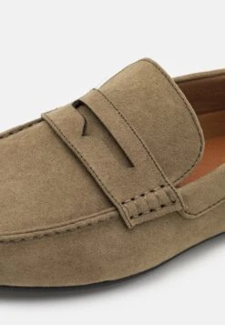 Pier One Unisex - Moccasins - Olive -Pier One Sales Store b83ce5023459458684cd77d6054024cf