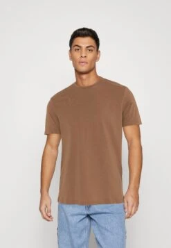 Pier One 7 Pack - Basic T-Shirt - Red/Silver/Royal Blue 17 Pier One 7 Pack - Basic T-Shirt - Red/Silver/Royal Blue -Pier One Sales Store b9587192a5dd489fb0f00fb6cbd12bb1