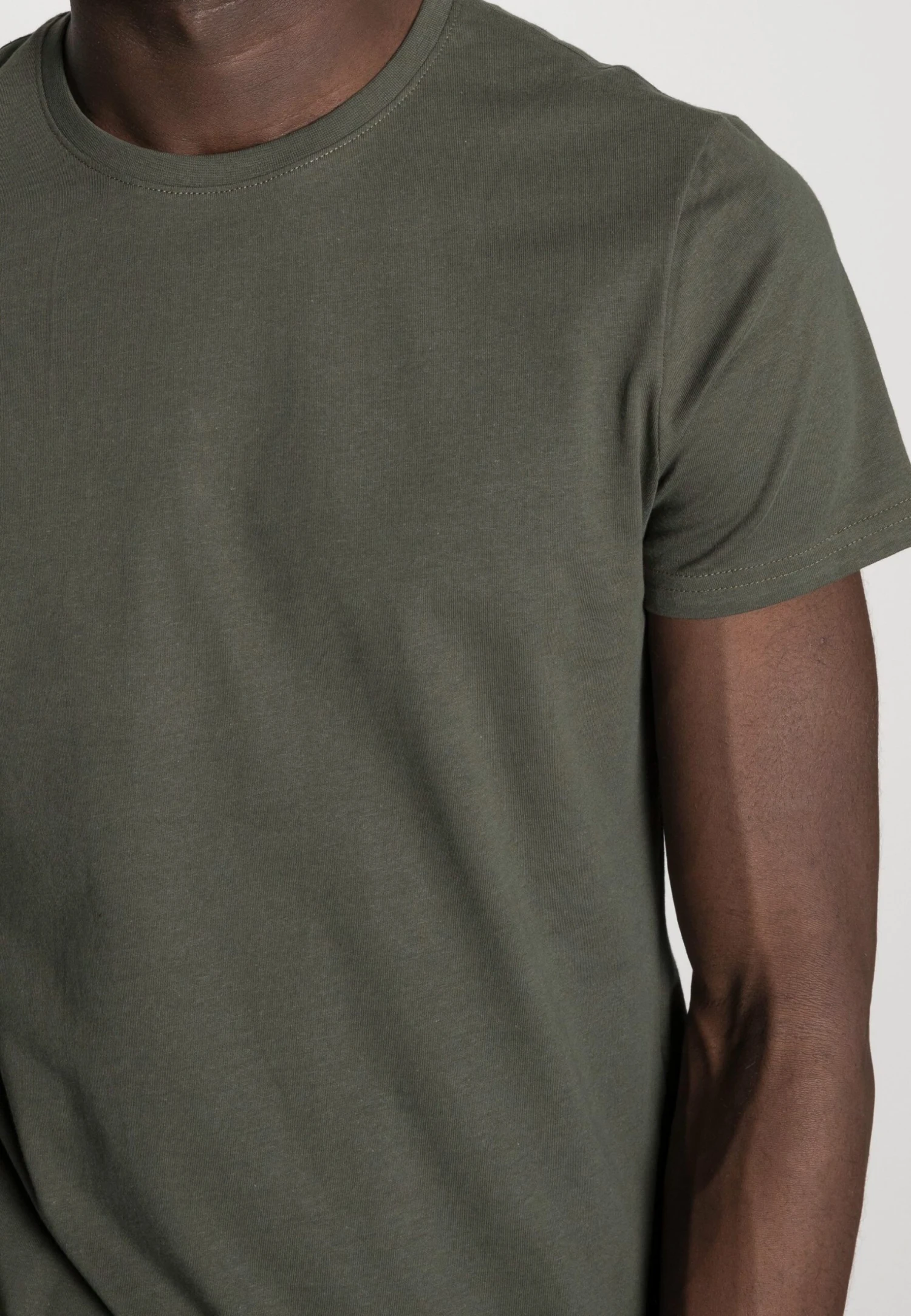 Pier One 3 Pack - Basic T-Shirt - Black/Grey/Green 7 Pier One 3 Pack - Basic T-Shirt - Black/Grey/Green - Image 7