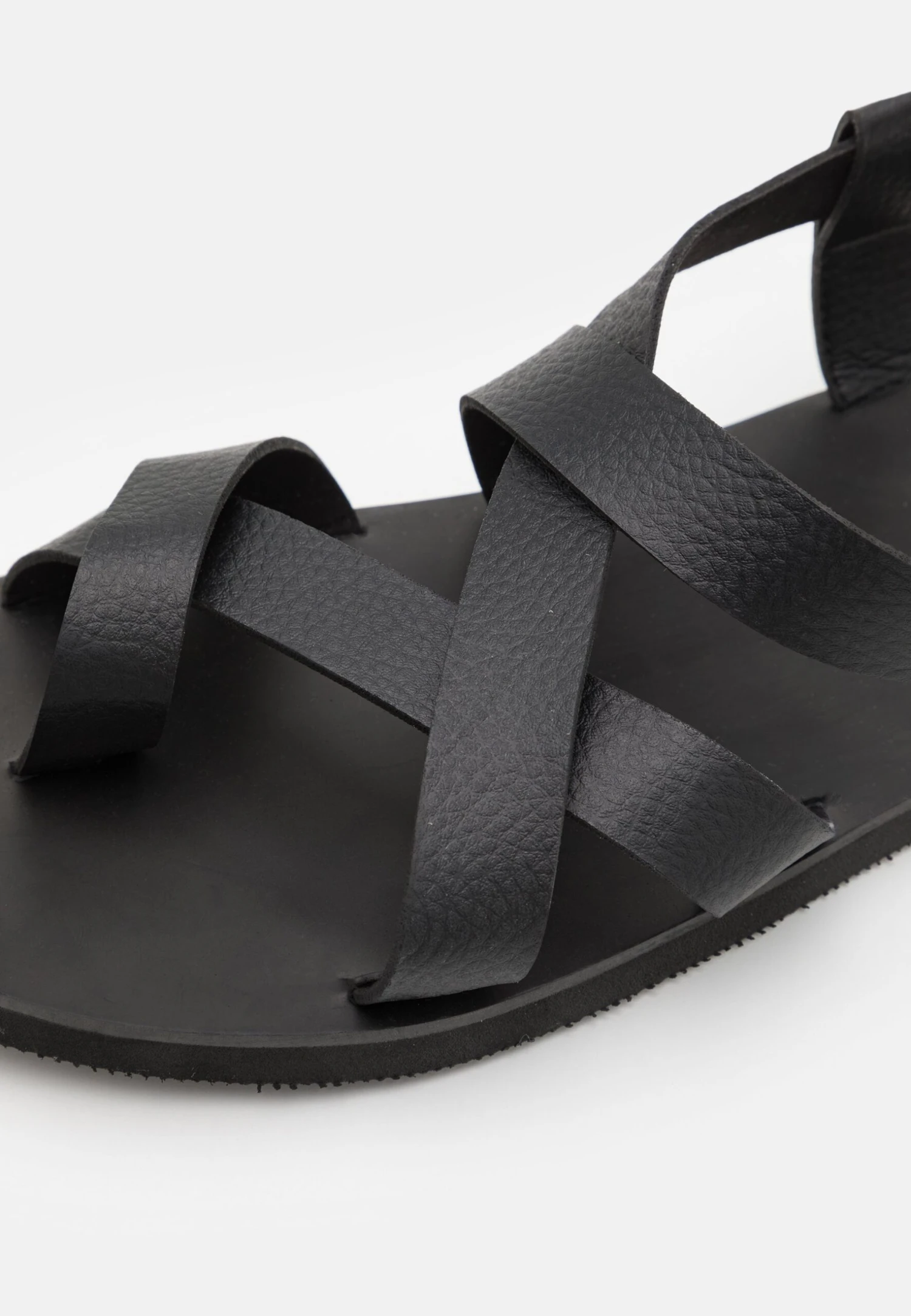 Pier One T-Bar Sandals - Black 6 Pier One T-Bar Sandals - Black - Image 6