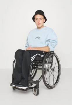 Pier One Sweatshirt - Light Blue 12 Pier One Sweatshirt - Light Blue -Pier One Sales Store c48632c3e7454e24a89036a0e9ebbbdd