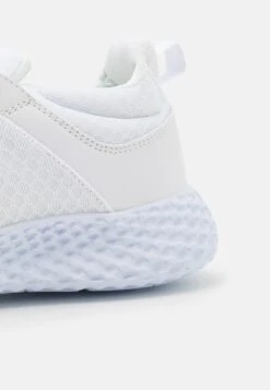 Pier One Trainers - White 11 Pier One Trainers - White -Pier One Sales Store c83a727e356d413a8a799844dd9db372