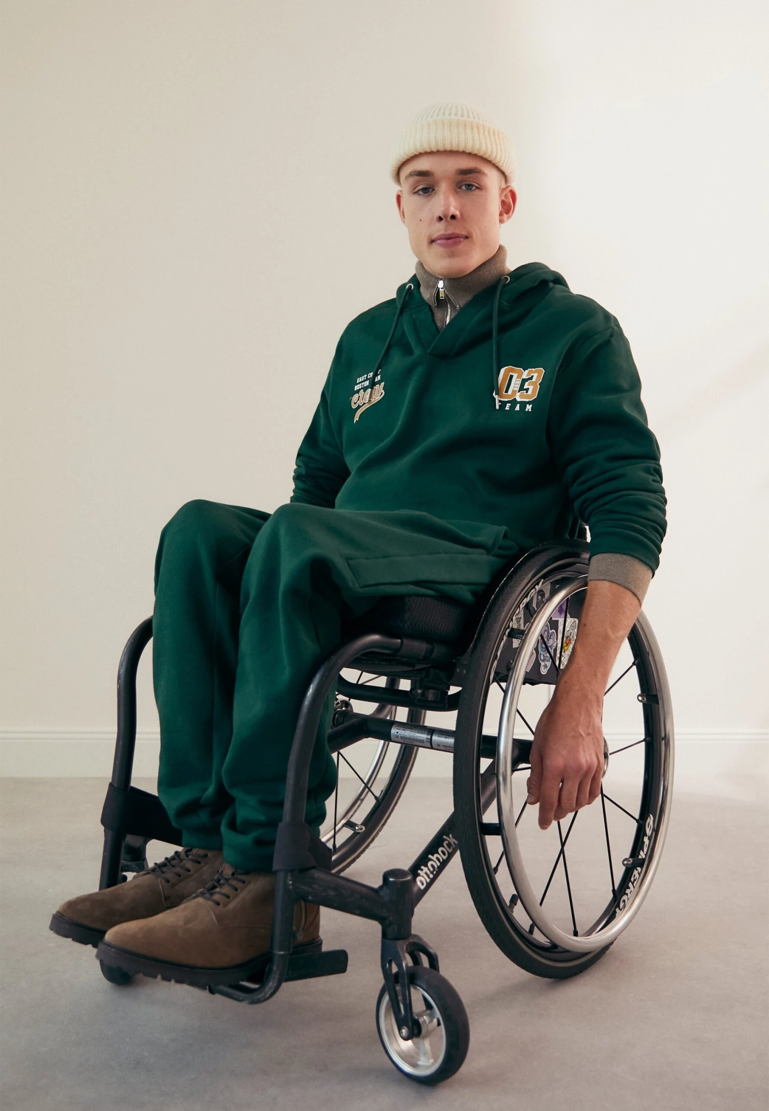 Pier One Sweatshirt - Dark Green 2 Pier One Sweatshirt - Dark Green - Image 2