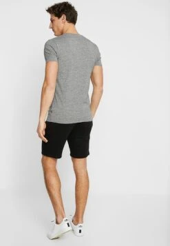 Pier One Tracksuit Bottoms - Black 8 Pier One Tracksuit Bottoms - Black -Pier One Sales Store d5c97291418e4697a27fa0726d324bab