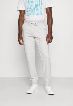 Pier One 3 Pack - Tracksuit Bottoms - Mottled Light Grey/Mottled Dark Blue/Black 12 Pier One 3 Pack - Tracksuit Bottoms - Mottled Light Grey/Mottled Dark Blue/Black -Pier One Sales Store d679c40ba0d14e65a4301cbba3b7065f