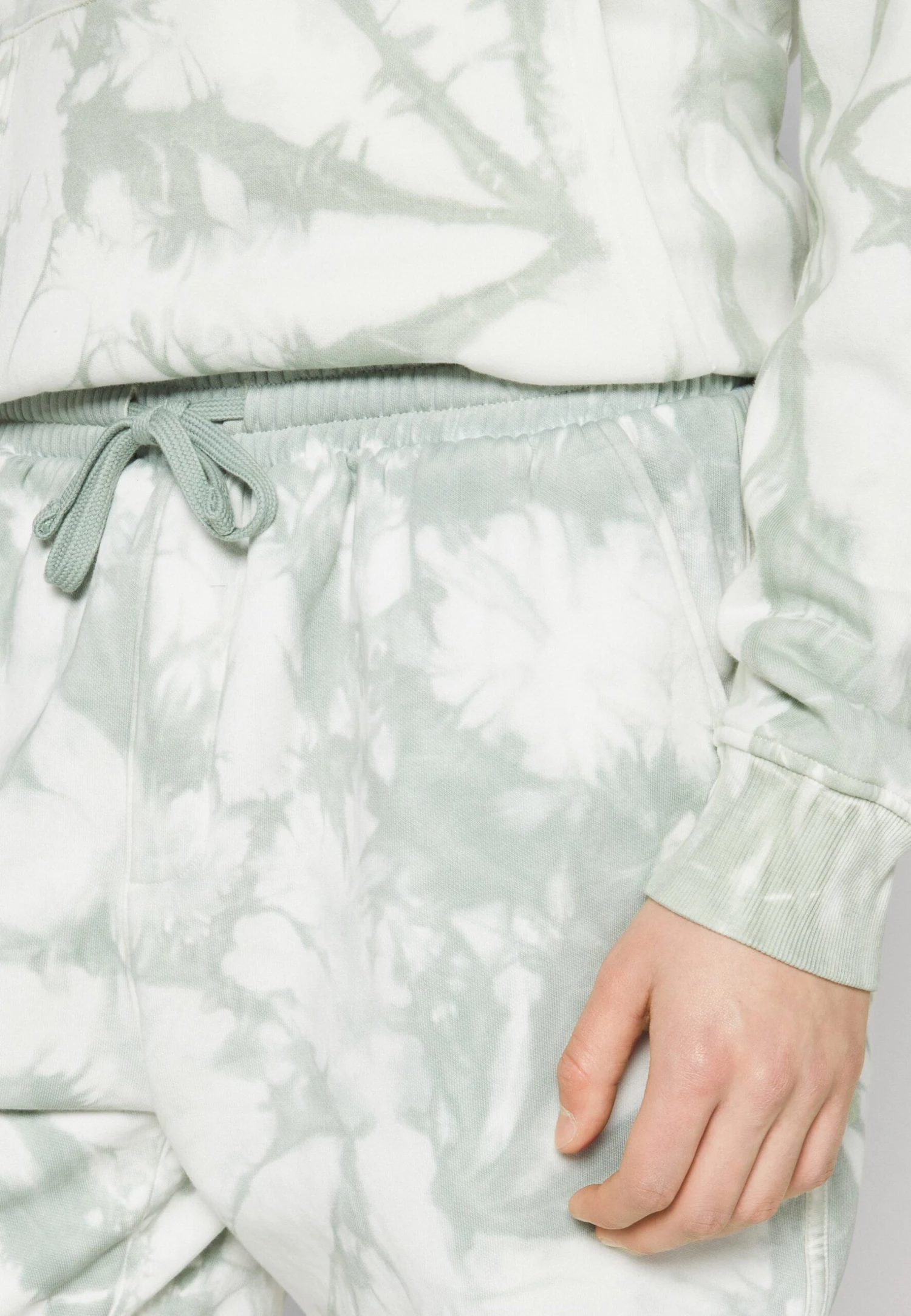 Pier One Shorts - Green 6 Pier One Shorts - Green - Image 6