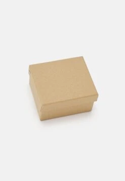 Pier One Set - Other Accessories - Mint 10 Pier One Set - Other Accessories - Mint -Pier One Sales Store e048d74102e14ab09fd61e06f740a899