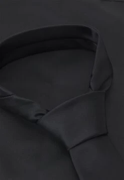 Pier One Set - Pocket Square - Black/Black 9 Pier One Set - Pocket Square - Black/Black -Pier One Sales Store e87696ae8c274ab583e15ca335677010