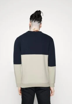 Pier One Sweatshirt - Blue/Grey 8 Pier One Sweatshirt - Blue/Grey -Pier One Sales Store e8e4fa1aa32f4185adbdad5b08b3d97c