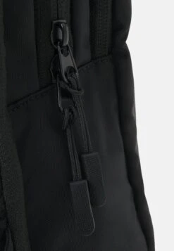 Pier One Unisex - Across Body Bag - Black -Pier One Sales Store ea527f450e3c4957866f41938e3ddf77