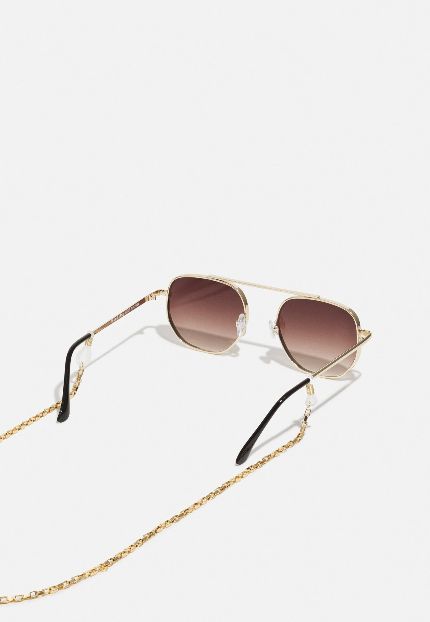 Pier One With Chain Set Unisex - Sunglasses - Brown 2 Pier One With Chain Set Unisex - Sunglasses - Brown - Image 2