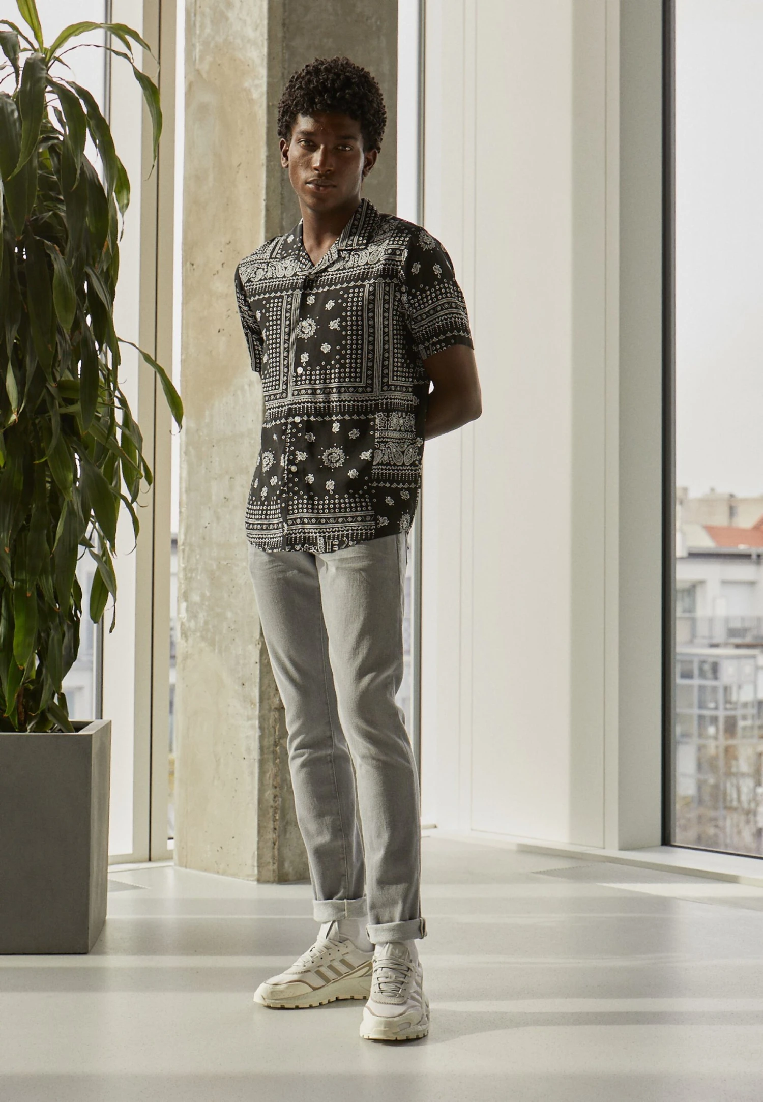 Pier One Unisex - Shirt - Black 1 Pier One Unisex - Shirt - Black