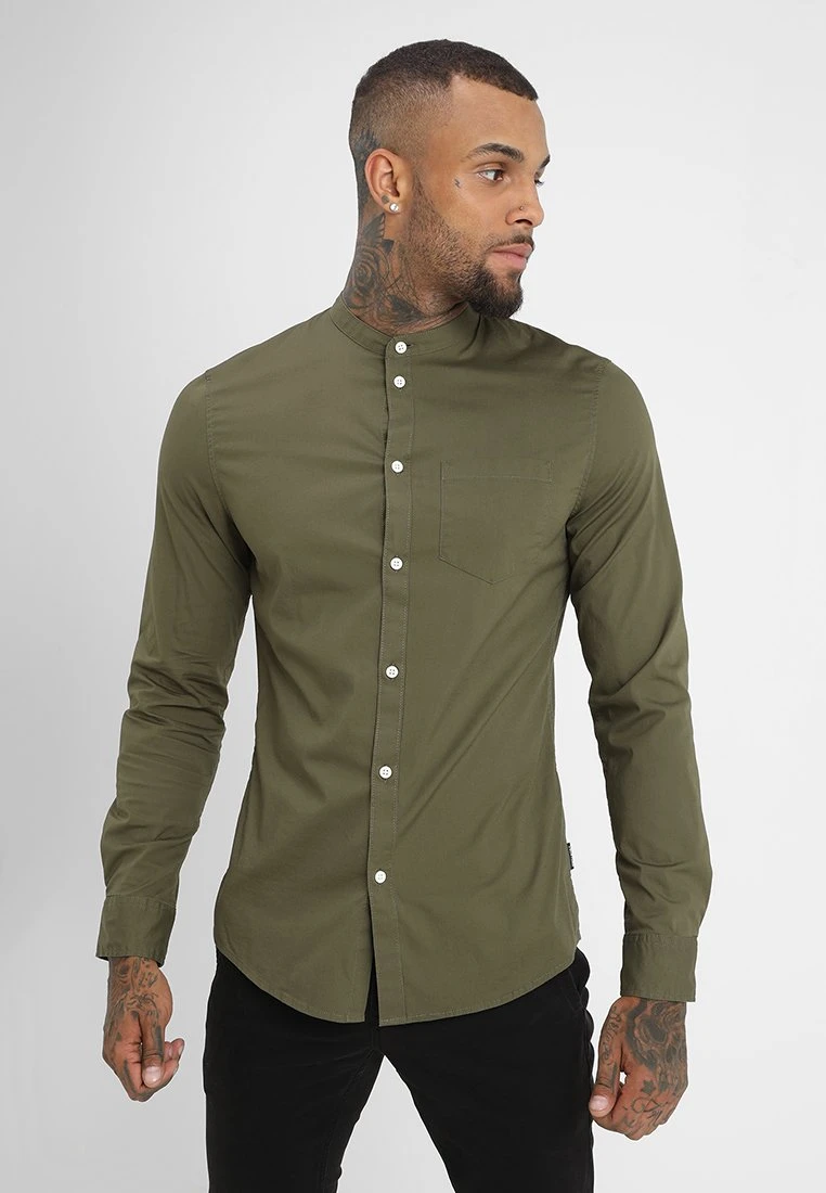 Pier One Muscle Fit Stand- Shirt - Oliv 1 Pier One Muscle Fit Stand- Shirt - Oliv