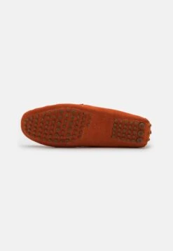 Pier One Leather - Moccasins - Red 10 Pier One Leather - Moccasins - Red -Pier One Sales Store f68767ca822e41d096a83e4e9c9bd444