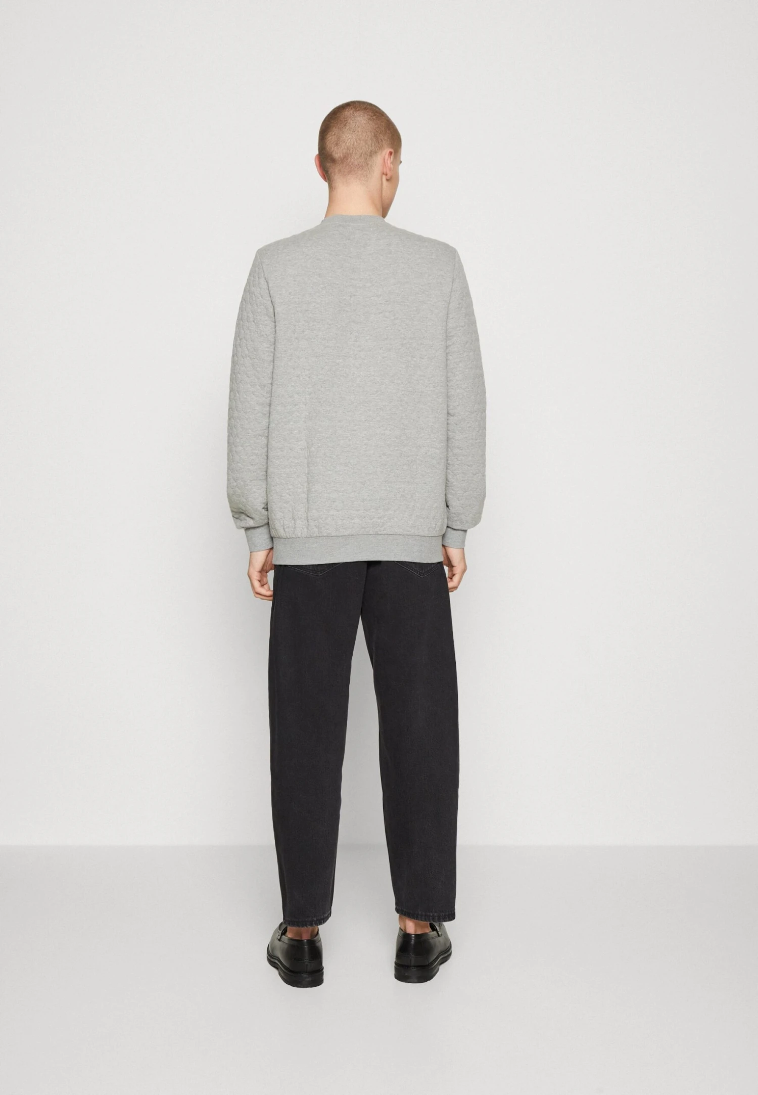 Pier One Sweatshirt - Grey 3 Pier One Sweatshirt - Grey - Image 3