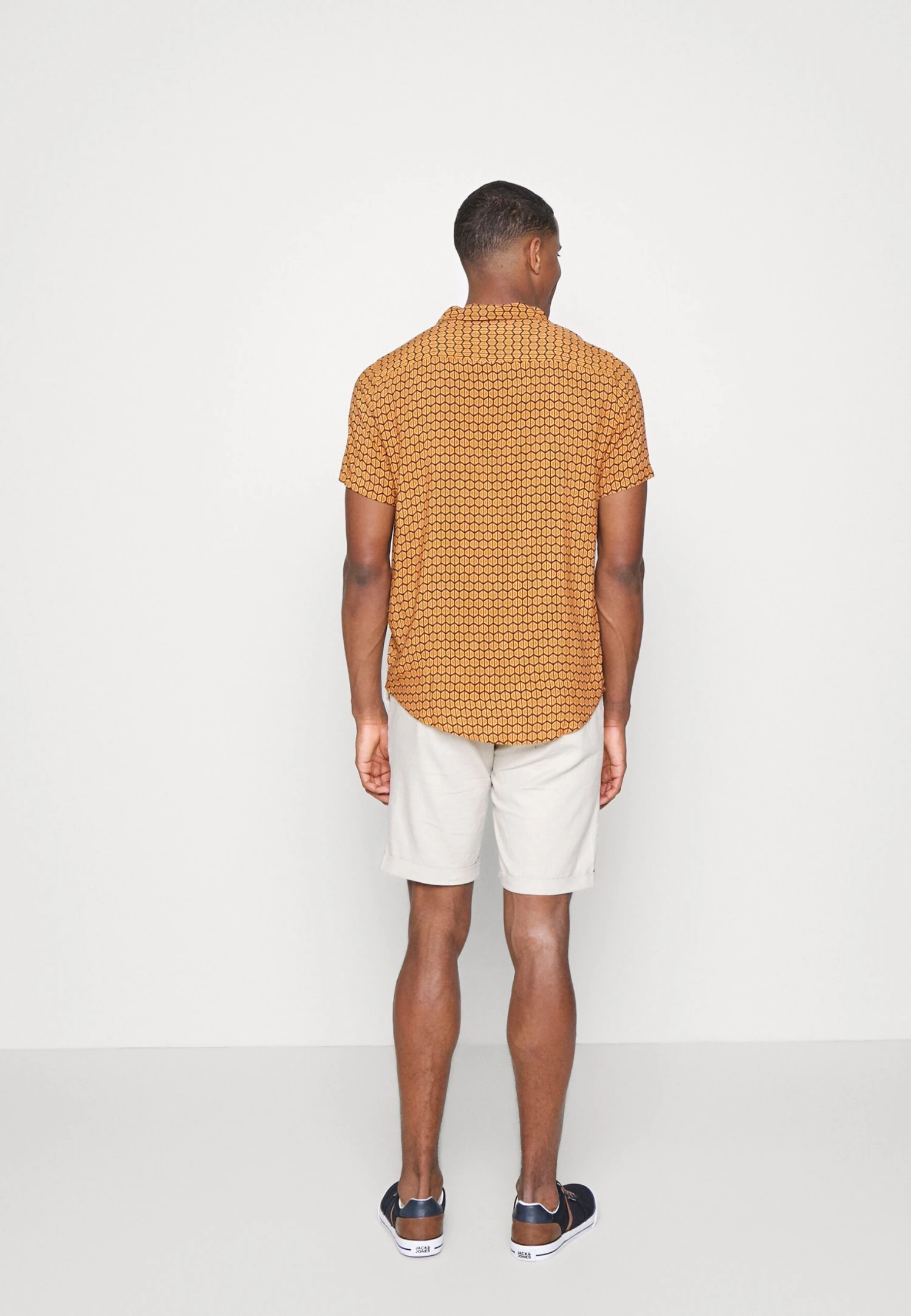 Pier One Linen Blend Drawcord Shorts- Shorts - Beige 5 Pier One Linen Blend Drawcord Shorts- Shorts - Beige - Image 5