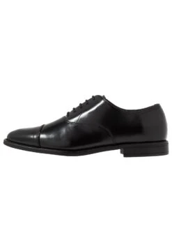 Pier One Smart Lace-Ups - Black